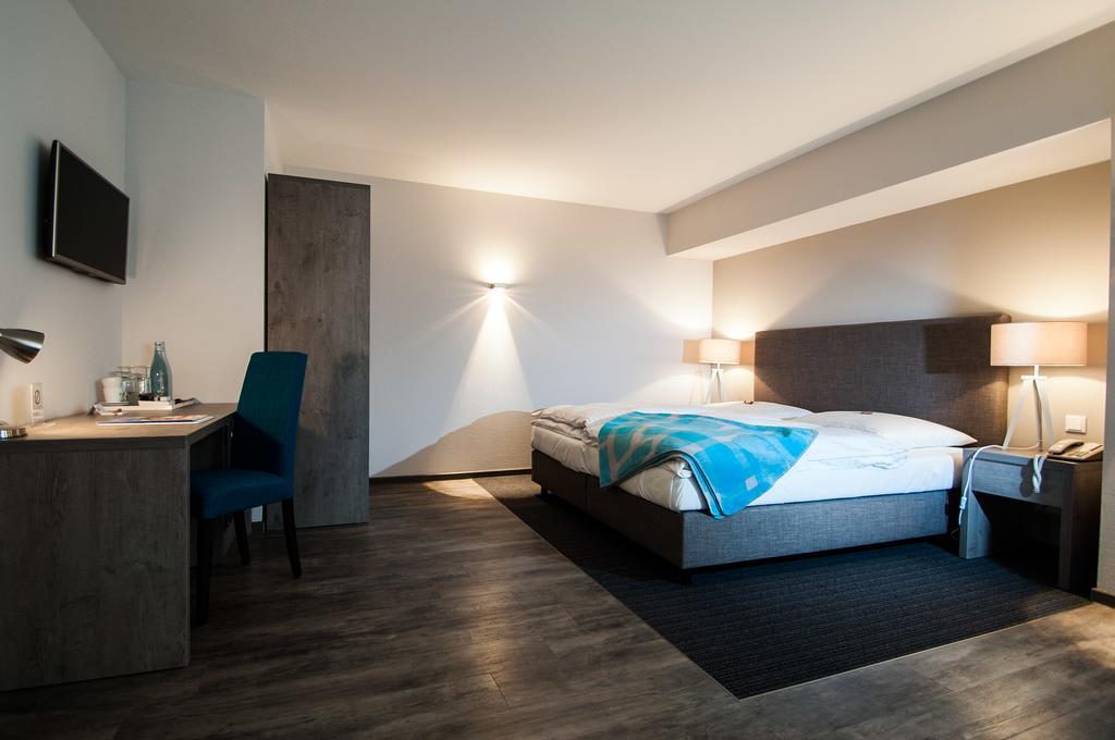 Hotel Alte Redaktion ゲーベルスベルク エクステリア 写真